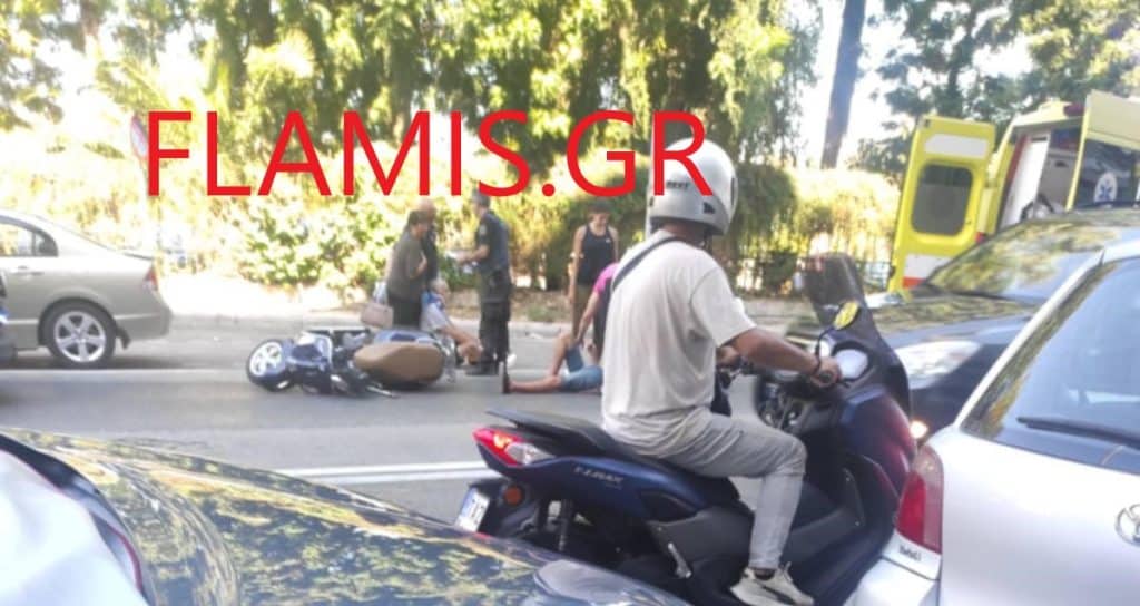 ΠΑΤΡΑ: Στο έδαφος δύο δικυκλιστές - Τροχαίο στην Ηρώων Πολυτεχνείου - ΦΩΤΟ
