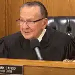 Frank Caprio: Πέθανε ο πιο «ανθρώπινος» δικαστής της Αμερικής - Ποιος ήταν ο θρυλικός πρωταγωνιστής του Providence