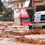 Μάνδρα: Ομόφωνα αθώοι από το Εφετείο οι τρεις κατηγορούμενοι για τις φονικές πλημμύρες