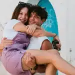 Ερωτεύτηκαν στα γυρίσματα και τώρα ζουν τον έρωτά τους στην Κρήτη