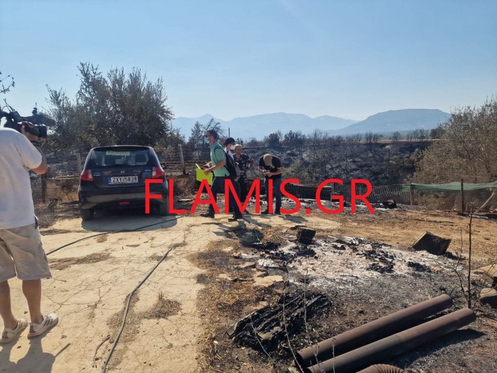 AXAΪΑ: Κλιμάκιο καταγράφει ζημιές σε σπίτια - ΦΩΤΟ