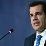 Πλεύρης: Όποιος μπαίνει παράνομα στην Ελλάδα κινδυνεύει με φυλάκιση 2 έως 5 χρόνια, εκτός εάν επιστρέψει