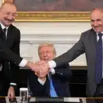 Αζερμπαϊτζάν και Αρμενία υπέγραψαν ειρηνευτική συμφωνία στον Λευκό Οίκο: «Ο Τραμπ σε έξι μήνες έκανε ένα θαύμα»