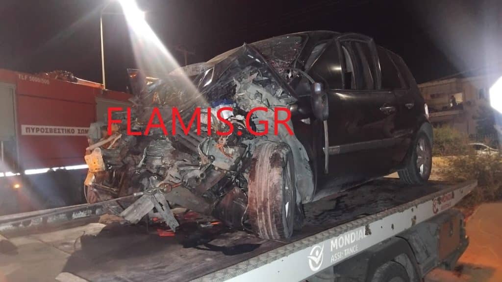 ΠΑΤΡΑ: Σοκαριστικό τροχαίο στο Ρίο - Σμπαράλια το ΙΧ - ΦΩΤΟ
