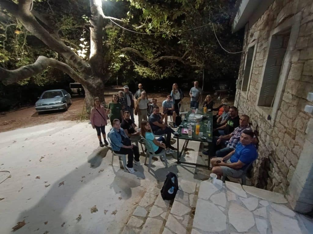 Εκατοντάδες  προσκυνητών και πεζοπόρων στην  εκδήλωση “5η Ανάδειξη Ιστορικού Πεζοπορικού Μονοπατιού Παλαιών Πατρών Γερμανού ” στην Ιερά Μονή Μακελλαριάς