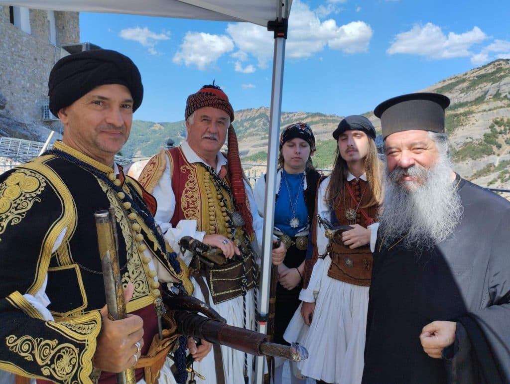 Εκατοντάδες  προσκυνητών και πεζοπόρων στην  εκδήλωση “5η Ανάδειξη Ιστορικού Πεζοπορικού Μονοπατιού Παλαιών Πατρών Γερμανού ” στην Ιερά Μονή Μακελλαριάς