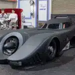 Ένα Batmobile με πολυβόλα βγήκε στο δρόμο!