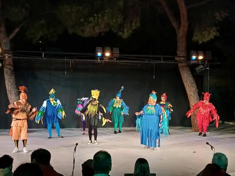 Με θερμό και παρατεταμένο χειροκρότημα αποθέωσε το κοινό τις ΣΦήγΚΕΣ  το βράδυ της Κυριακής - φωτό