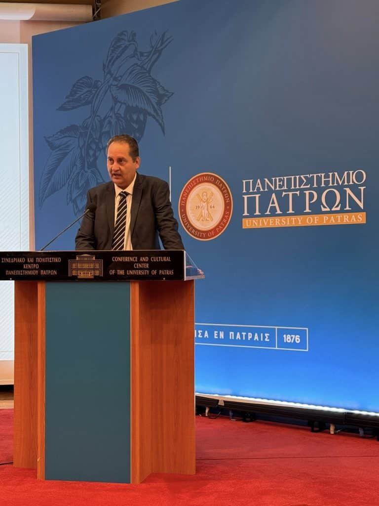 Η Πατρινή μπύρα ΜΑΜΟΣ έκανε χορηγία υποτροφία στο Πανεπιστήμιο