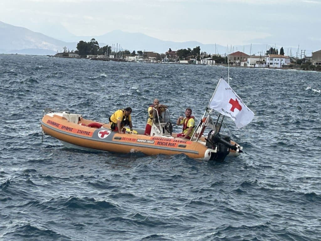 ΑΙΓΙΟ - ΔΕΙΤΕ ΦΩΤΟ: Εγινε ο καθαρισμός του λιμανιού