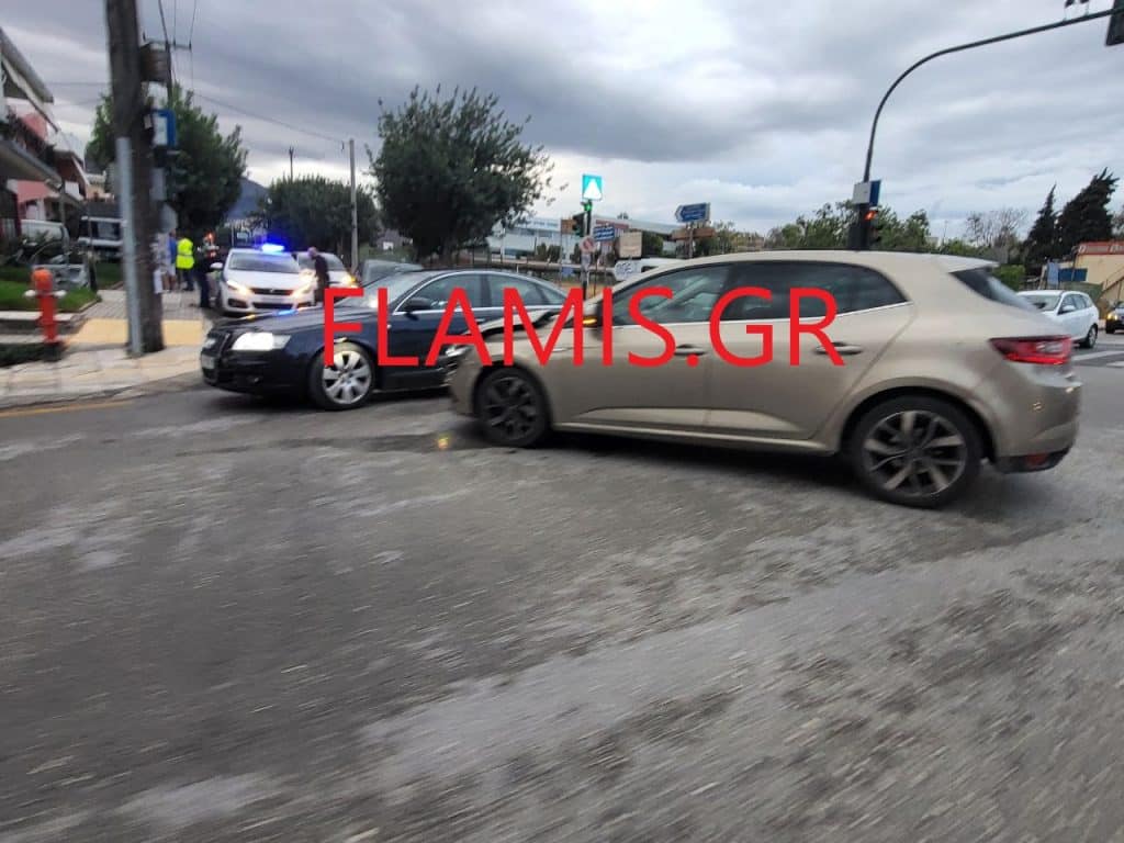 Πάτρα - ΤΩΡΑ: Τροχαίο στην Αρέθα - φωτό