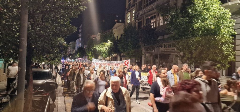 Πάτρα: Εκατοντάδες για συμπαράσταση στον Πάνο Ρούτσι - φωτό και βίντεο