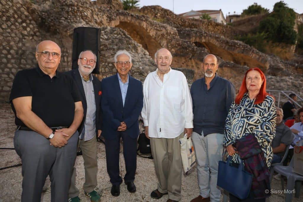 Ολοκληρώθηκε με επιτυχία το 8ο Διεθνές Φεστιβάλ Ποίησης Πάτρας - φωτό