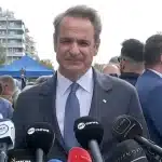 Μητσοτάκης: Να μεταλαμπαδεύσουμε το μήνυμα της ενότητας του ’40 – Οι Ένοπλες Δυνάμεις είναι εδώ για να υπερασπιστούν την ελευθερία μας