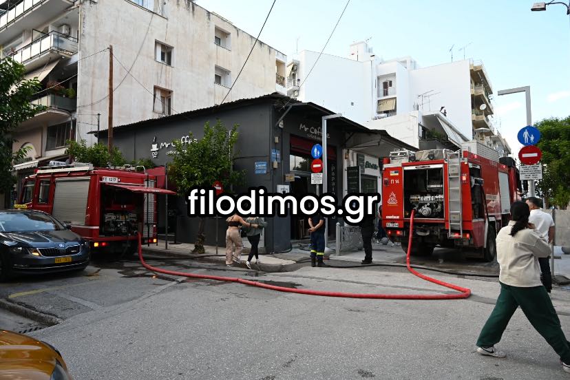Αχαϊα: Πυρκαγιά σε καφέ - φωτό