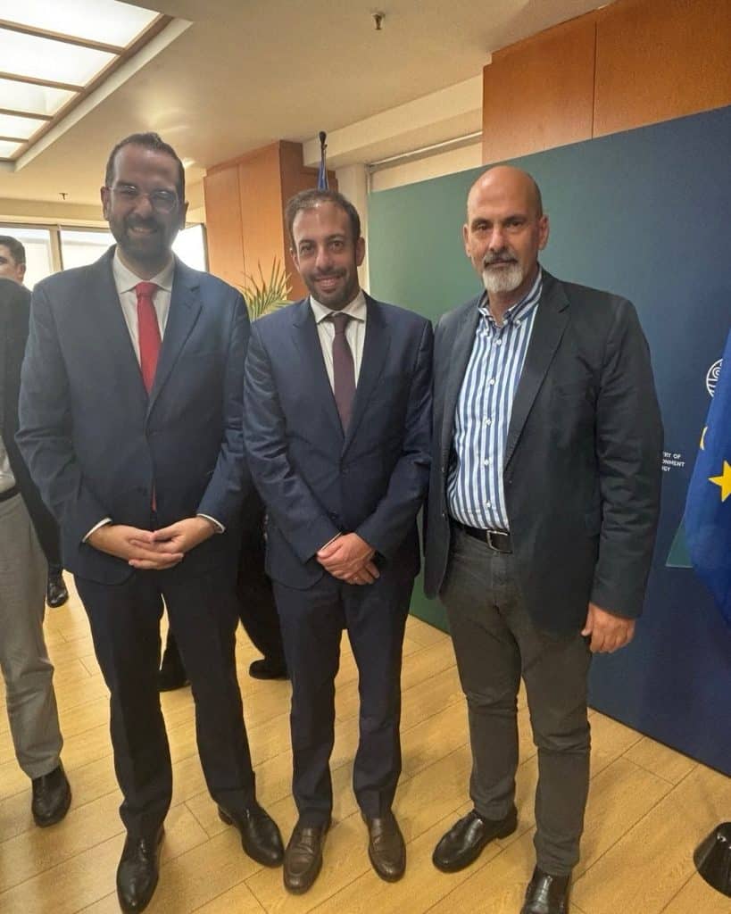 Χαράλαμπος Μπονάνος: Στην Αθήνα για τα έργα αποκατάστασης από τις φωτιές Χαράλαμπος Μπονάνος: Στην Αθήνα για τα έργα αποκατάστασης από τις φωτιές