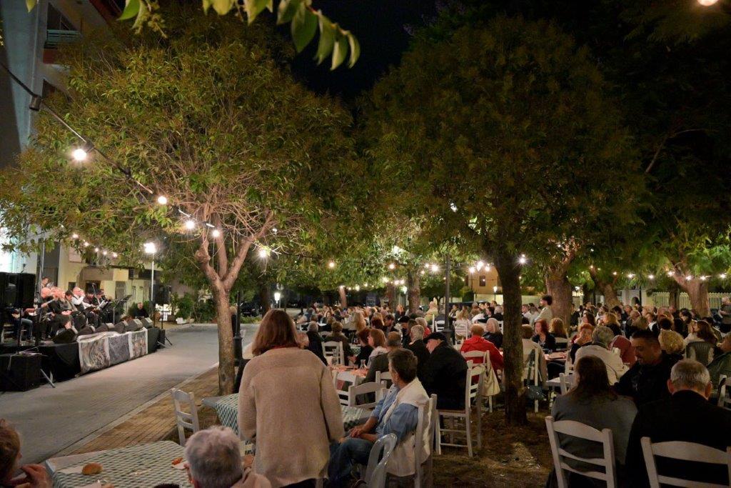 Πάτρα - Τα «Ρεμπέτικα της Κατοχής» ξύπνησαν μνήμες! φωτό