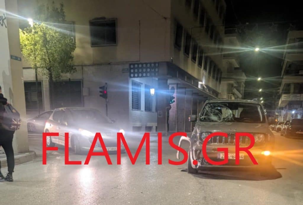 Πάτρα: Πανικός από τροχαίο στη Γούναρη τα μεσάνυχτα! Δίκυκλο συγκρούστηκε με ΙΧ - φωτό και βίντεο