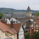 Καθηγητής βρήκε τον υιοθετημένο αδερφό του μετά από 57 χρόνια στην ίδια πόλη – Η συγκινητική ιστορία βγαλμένη από σενάριο