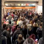 Η Αθήνα στριμώχνεται στο Μετρό: Εκρηκτική άνοδος των επιβατών πάνω από 13% την τελευταία διετία