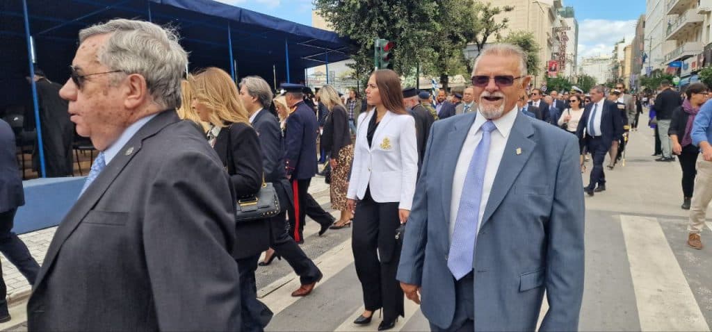 Πάτρα: Με υπερηφάνεια η παρέλαση για την επέτειο του ΟΧΙ - Δείτε πολλές φωτό (συνεχής ροή) Πάτρα: Με υπερηφάνεια η παρέλαση για την επέτειο του ΟΧΙ - Δείτε πολλές φωτό (συνεχής ροή)