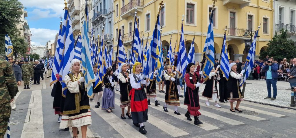 Πάτρα: Με υπερηφάνεια η παρέλαση για την επέτειο του ΟΧΙ - Δείτε πολλές φωτό (συνεχής ροή) Πάτρα: Με υπερηφάνεια η παρέλαση για την επέτειο του ΟΧΙ - Δείτε πολλές φωτό (συνεχής ροή)