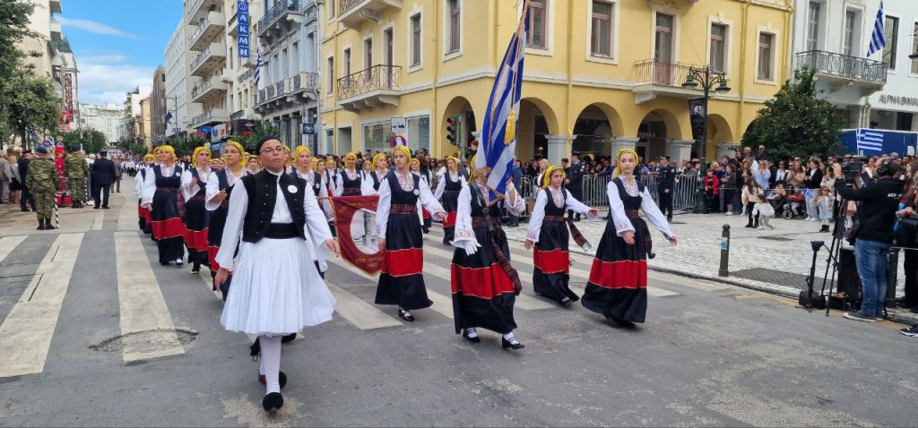 Πάτρα: Με υπερηφάνεια η παρέλαση για την επέτειο του ΟΧΙ - Δείτε πολλές φωτό (συνεχής ροή) Πάτρα: Με υπερηφάνεια η παρέλαση για την επέτειο του ΟΧΙ - Δείτε πολλές φωτό (συνεχής ροή)