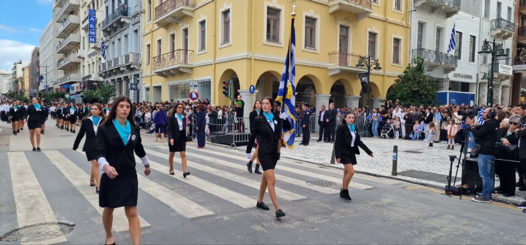 Πάτρα: Με υπερηφάνεια η παρέλαση για την επέτειο του ΟΧΙ - Δείτε πολλές φωτό (συνεχής ροή) Πάτρα: Με υπερηφάνεια η παρέλαση για την επέτειο του ΟΧΙ - Δείτε πολλές φωτό (συνεχής ροή)
