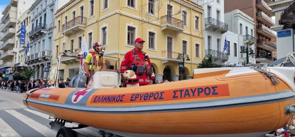 Πάτρα: Με υπερηφάνεια η παρέλαση για την επέτειο του ΟΧΙ - Δείτε πολλές φωτό (συνεχής ροή) Πάτρα: Με υπερηφάνεια η παρέλαση για την επέτειο του ΟΧΙ - Δείτε πολλές φωτό (συνεχής ροή)