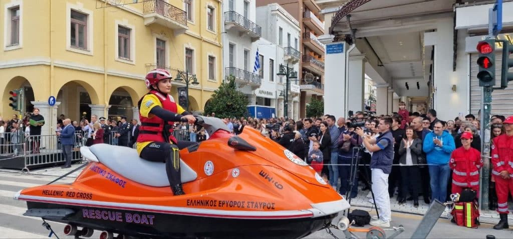 Πάτρα: Με υπερηφάνεια η παρέλαση για την επέτειο του ΟΧΙ - Δείτε πολλές φωτό (συνεχής ροή) Πάτρα: Με υπερηφάνεια η παρέλαση για την επέτειο του ΟΧΙ - Δείτε πολλές φωτό (συνεχής ροή)