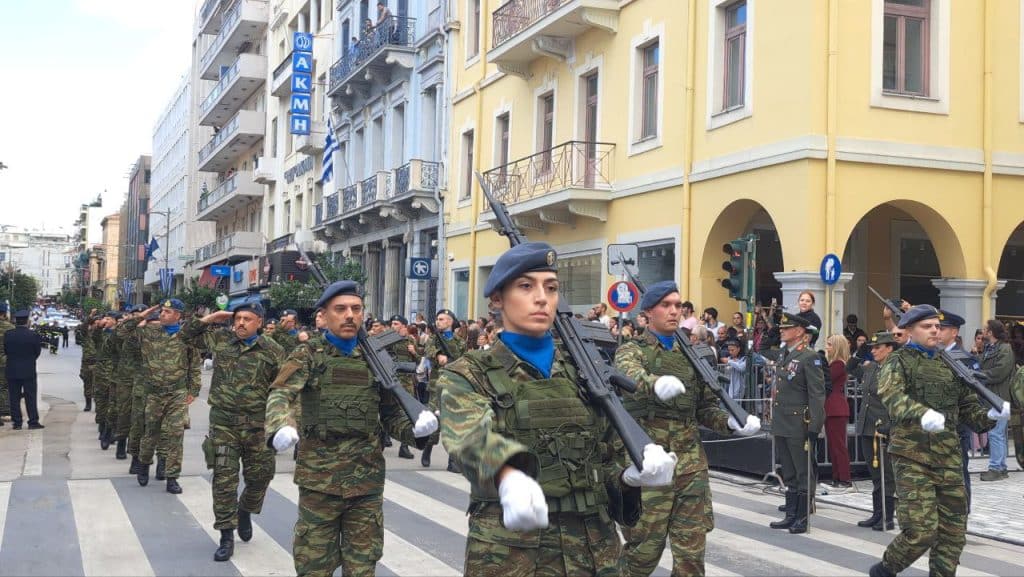 Πάτρα: Με υπερηφάνεια η παρέλαση για την επέτειο του ΟΧΙ - Δείτε πολλές φωτό (συνεχής ροή) Πάτρα: Με υπερηφάνεια η παρέλαση για την επέτειο του ΟΧΙ - Δείτε πολλές φωτό (συνεχής ροή)