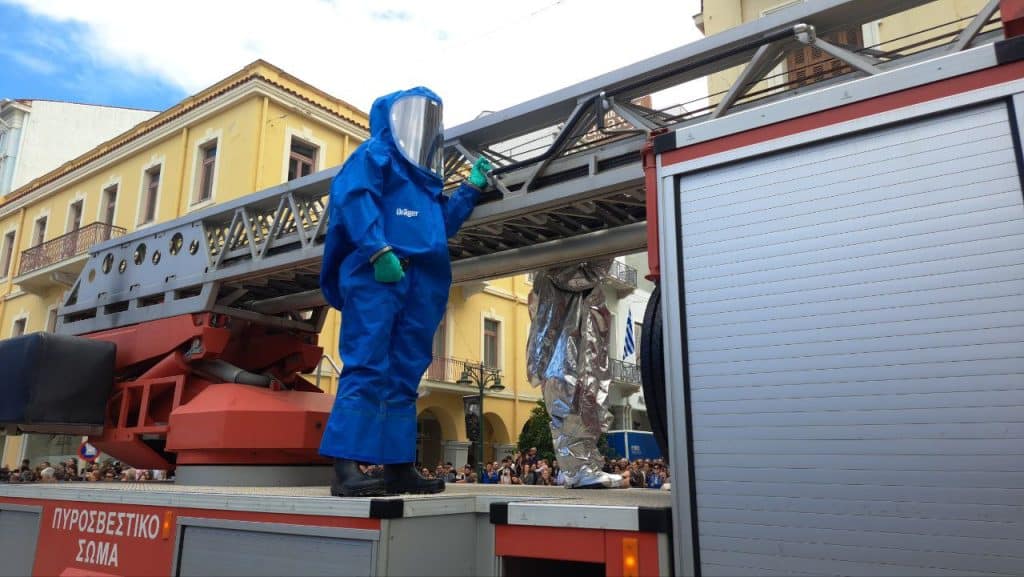 Πάτρα: Με υπερηφάνεια η παρέλαση για την επέτειο του ΟΧΙ - Δείτε πολλές φωτό (συνεχής ροή) Πάτρα: Με υπερηφάνεια η παρέλαση για την επέτειο του ΟΧΙ - Δείτε πολλές φωτό (συνεχής ροή)