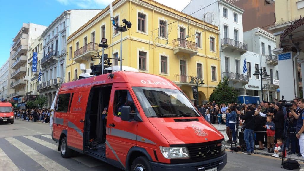 Πάτρα: Με υπερηφάνεια η παρέλαση για την επέτειο του ΟΧΙ - Δείτε πολλές φωτό (συνεχής ροή) Πάτρα: Με υπερηφάνεια η παρέλαση για την επέτειο του ΟΧΙ - Δείτε πολλές φωτό (συνεχής ροή)