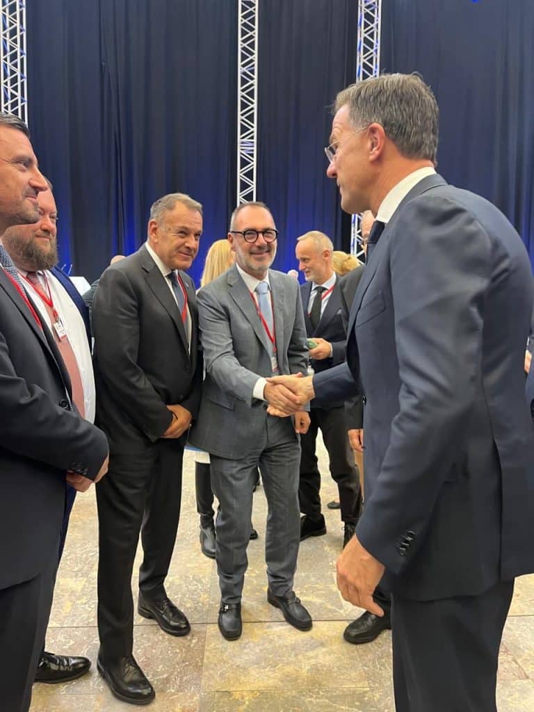 Στη Λιουμπλιάνα της Σλοβενίας, ο Ανδρέας Κατσανιώτης - φωτο Στη Λιουμπλιάνα της Σλοβενίας, ο Ανδρέας Κατσανιώτης - φωτο