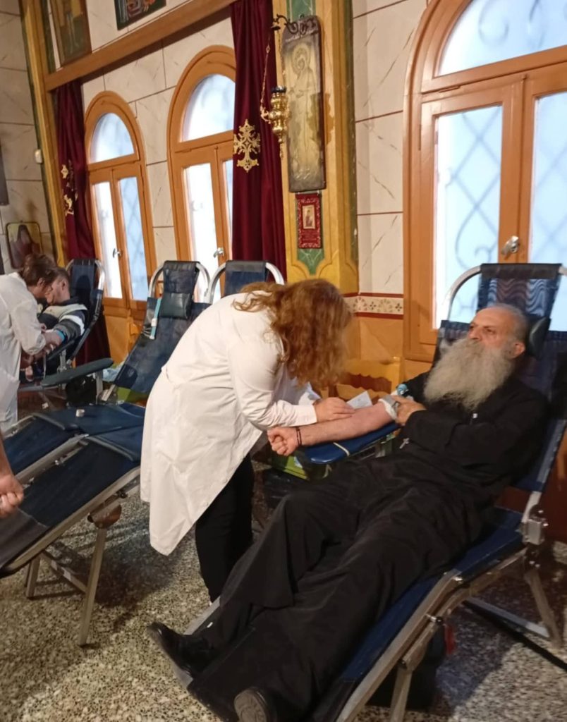 Αιμοδοσία στον Ι.Ν. Αγίας Τριάδος Πατρών - φωτό