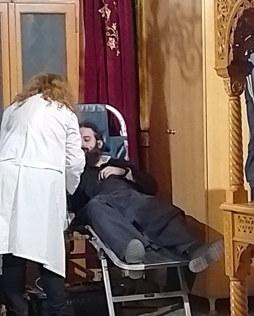 Αιμοδοσία στον Ι.Ν. Αγίας Τριάδος Πατρών - φωτό