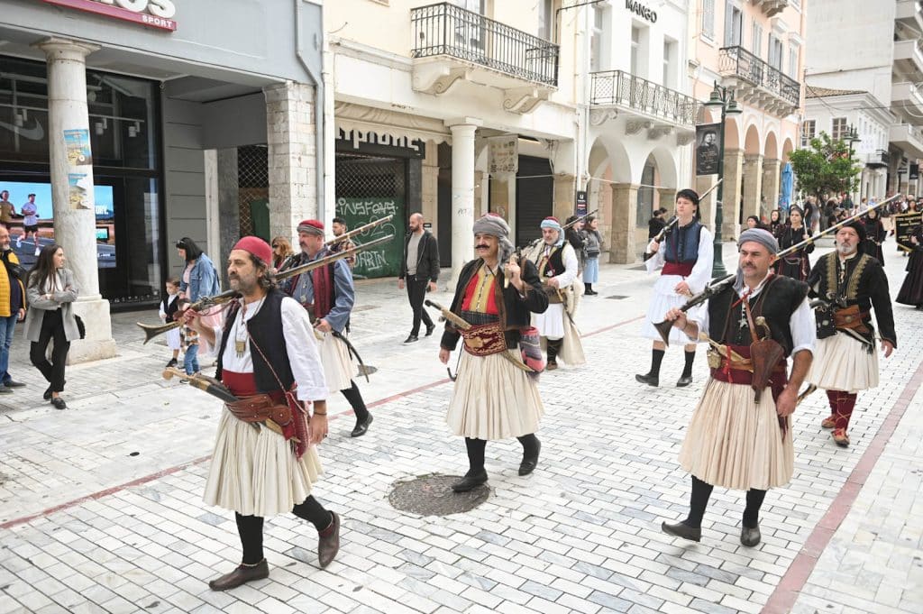 Δείτε φωτό: Απελευθέρωση της πόλης των Πατρών από τους Οθωμανούς το 1828 και τη δημιουργία της νέας πόλης
