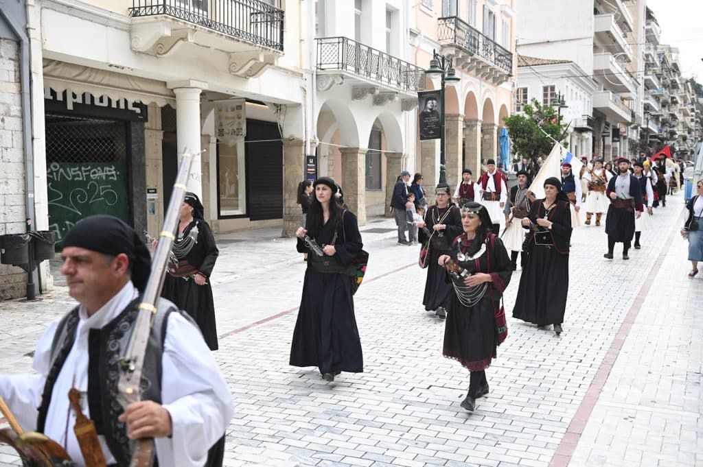 Δείτε φωτό: Απελευθέρωση της πόλης των Πατρών από τους Οθωμανούς το 1828 και τη δημιουργία της νέας πόλης