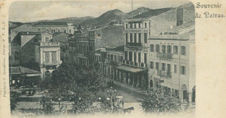 Αναγνωρίζετε ποια είναι αυτή η Πλατεία της Πάτρας; Πατήστε για την απάντηση και την "πηγή"