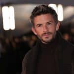 Τζόναθαν Μπέιλι: Ο πιο σέξι άνδρας για το 2025, σύμφωνα με το «People»