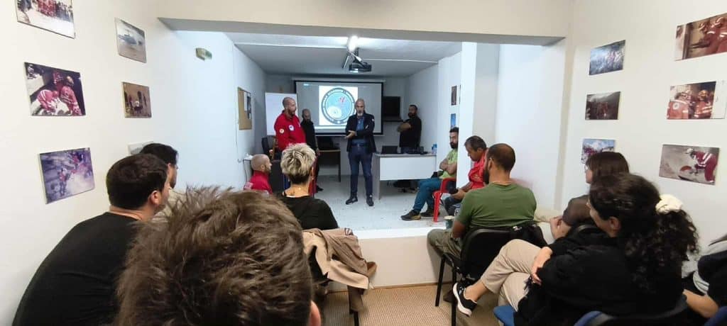 Ο αναπληρωτής Περιφερειάρχης Χαράλαμπος Μπονάνος στην Ελληνική ομάδα διάσωσης