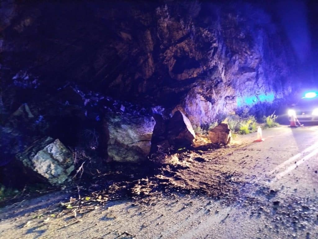 Κατολισθήσεις στην Ιθάκη - φωτο