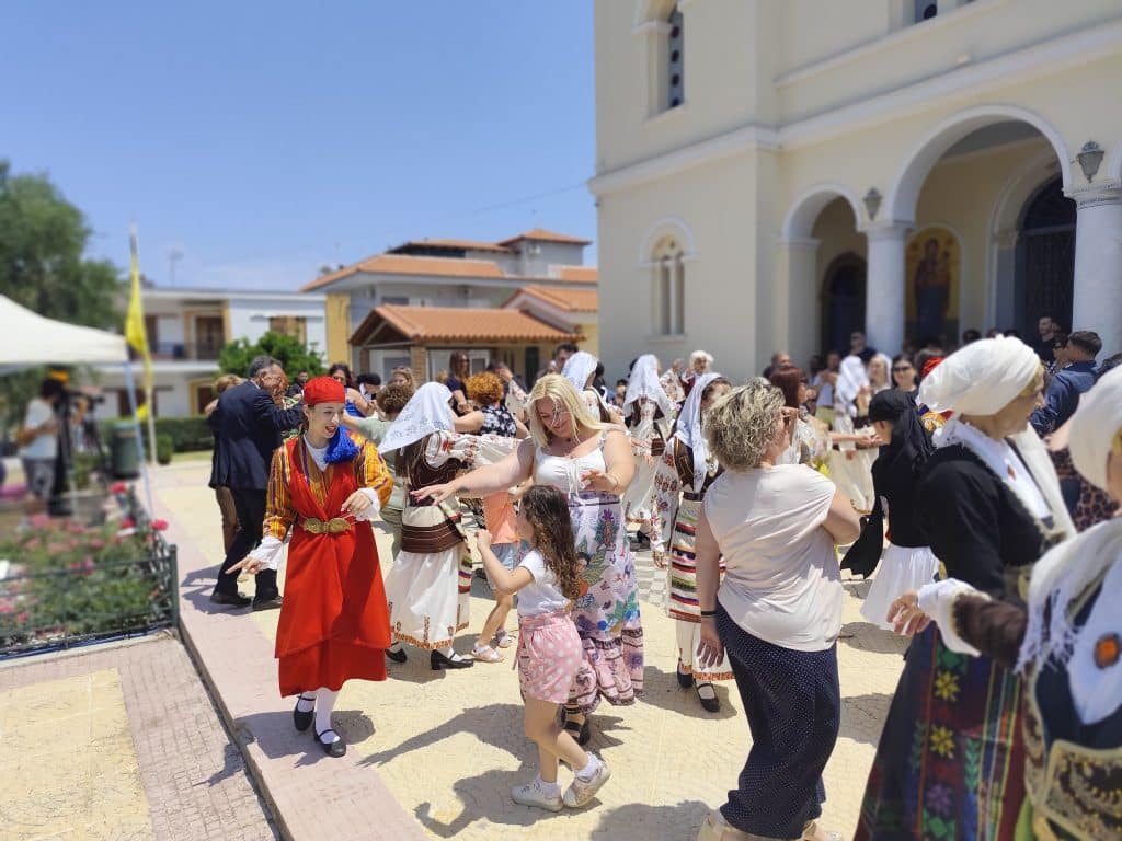 Αλισσός: Αφιέρωμα στις 16.11 από την εκπομπή "Κυριακή στο χωριό" - φωτο
