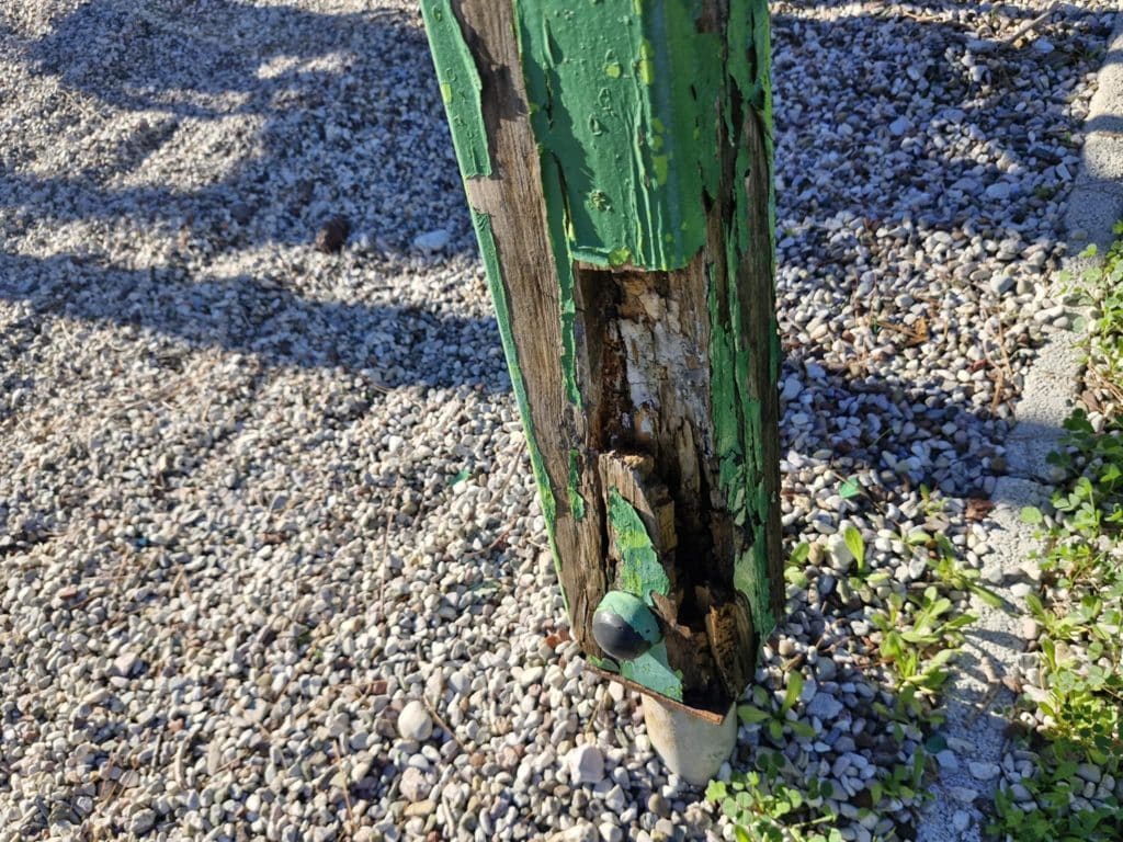 Πάτρα: Ο Δήμος έκλεισε παιδική χαρά λόγω επικινδυνότητας