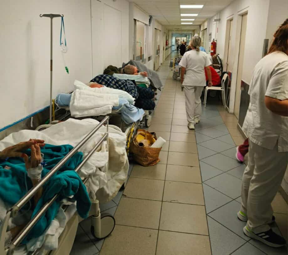 215 διακομιδές ασθενών από τον Πύργο στα νοσοκομεία της Πάτρας σε ένα μήνα – Ρίο: 39 ασθενείς επί τρεις ημέρες ήσαν στα ράντζα!