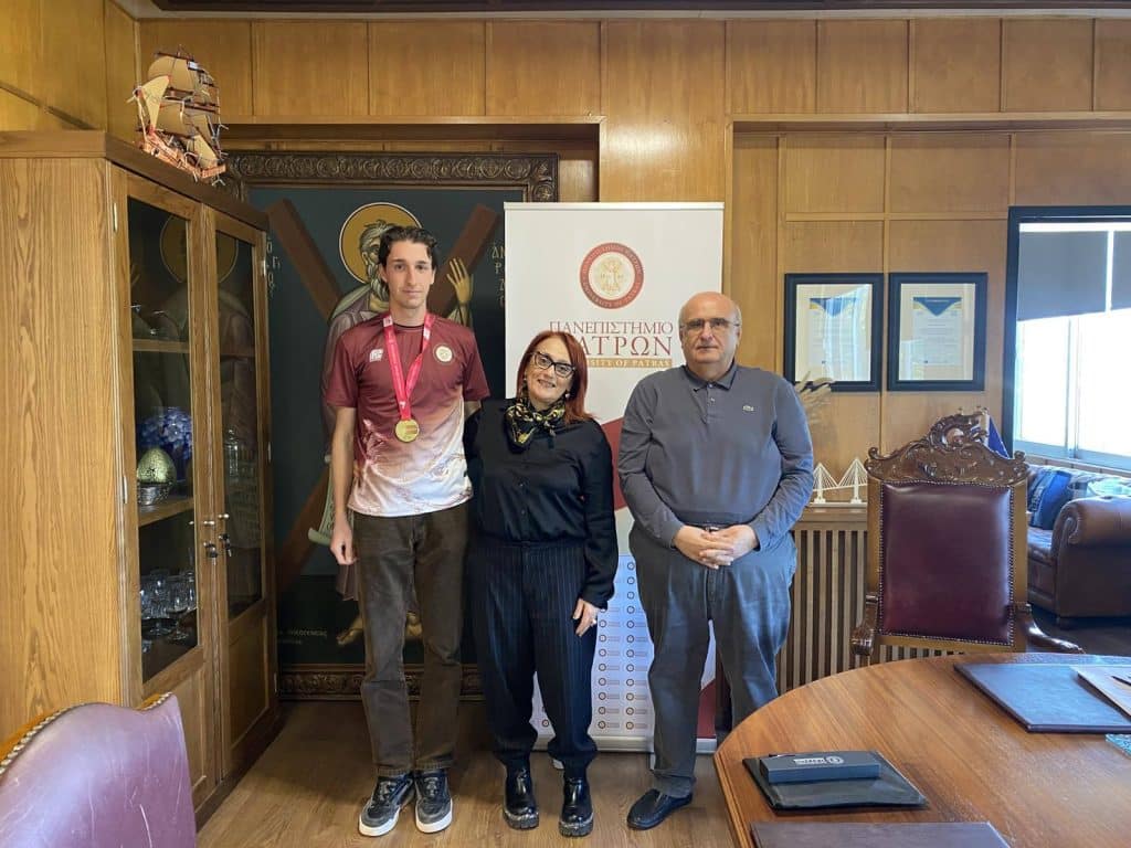 ΧΡΗΣΤΟΣ ΜΠΟΥΡΑΣ: Συναντήσεις με ΠΑΣΠ και με δρομέα που πρώτευσε - φωτο ΧΡΗΣΤΟΣ ΜΠΟΥΡΑΣ: Συναντήσεις με ΠΑΣΠ και με δρομέα που πρώτευσε - φωτο