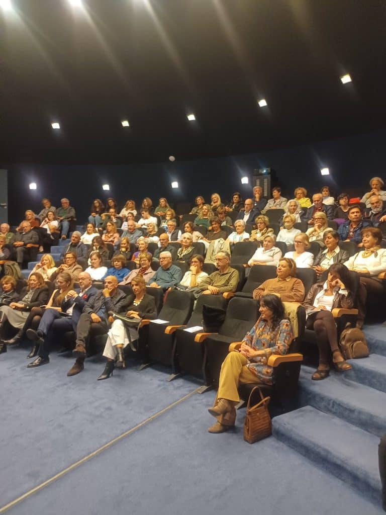 Πάτρα: Με απόλυτη επιτυχία τα εγκαίνια της έκθεσης: Η Παναγία των Παρισίων: «Η εκπληκτική περιπέτεια της αποκατάστασης»! φωτό