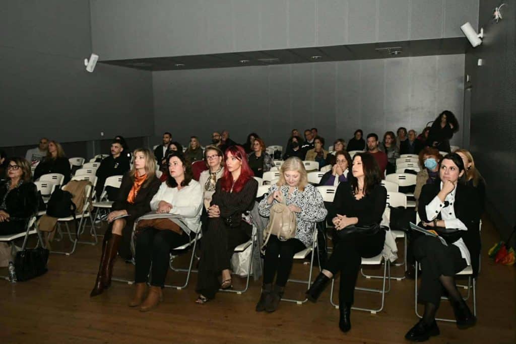 Η Πάτρα στην πρώτη γραμμή ενάντια στην έμφυλη βία – Συγκλονιστικά στοιχεία και δυνατά μηνύματα στη δημόσια προβολή του ντοκιμαντέρ «TACK» - φωτό