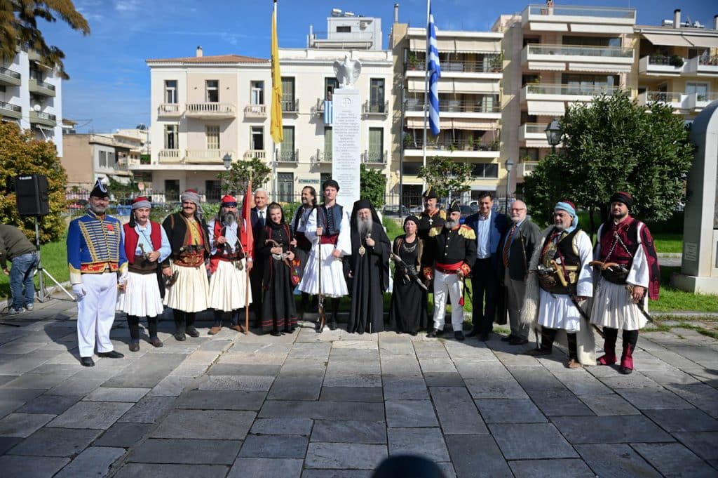 Δείτε φωτό: Απελευθέρωση της πόλης των Πατρών από τους Οθωμανούς το 1828 και τη δημιουργία της νέας πόλης