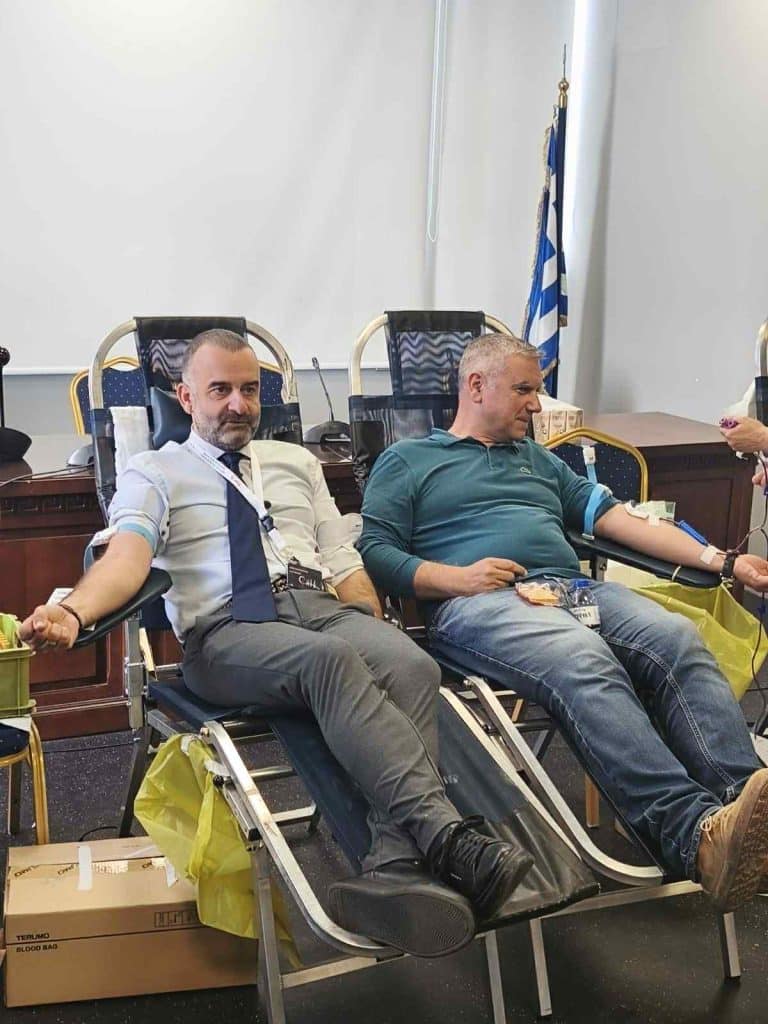 Πετυχημένη διήμερη αιμοδοσία από το Επιμελητήριο Αχαΐας - Εις μνήμην του Ηλία Αραβαντινού, που έφυγε πρόωρα από τη ζωή  - φωτο